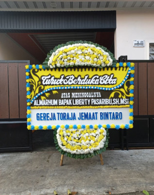 Papan Bunga Duka di Ubung